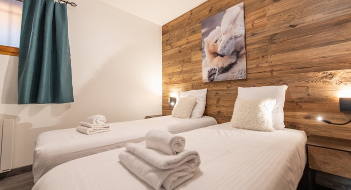Chalet Pere Josef 2, Alpe d'Huez ski chalet, image 4